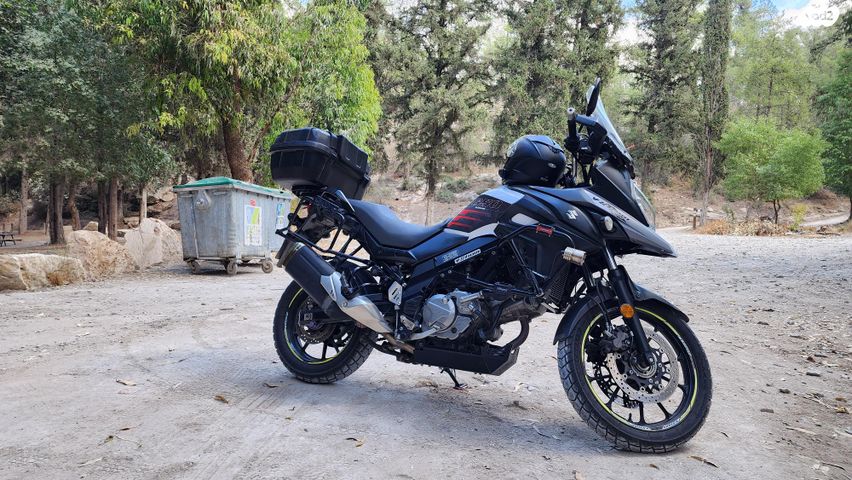 סוזוקי DL650 וי-סטרום