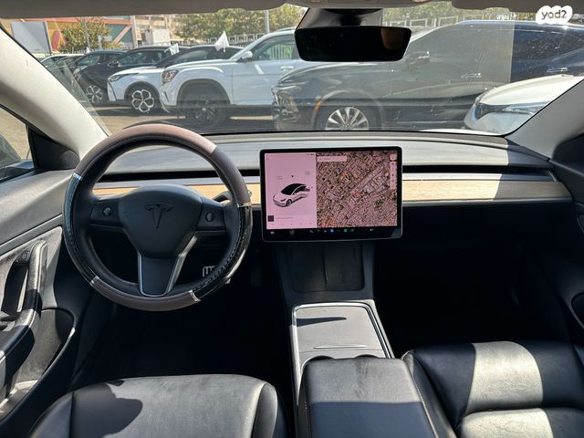טסלה מודל 3