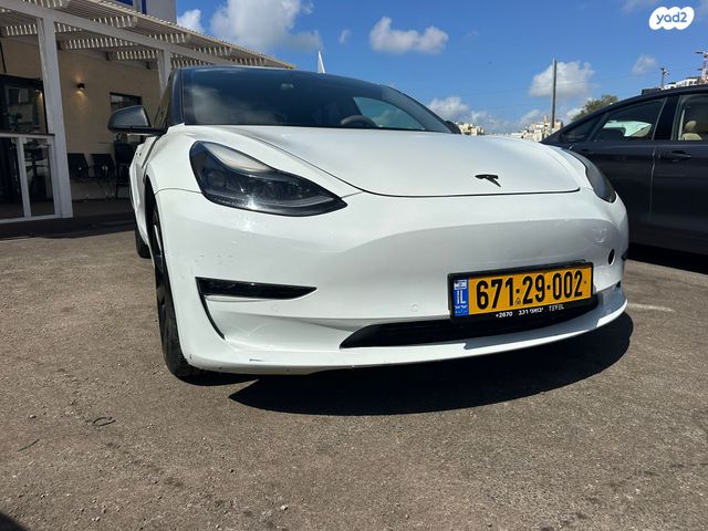 מודעת רכב טסלה מודל 3 1