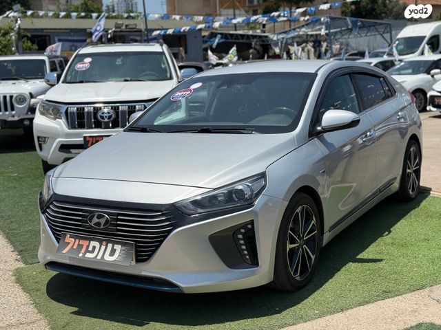 יונדאי איוניק