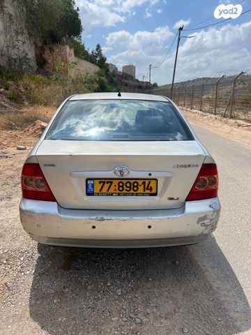 טויוטה קורולה