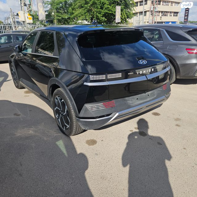 יונדאי איוניק 5