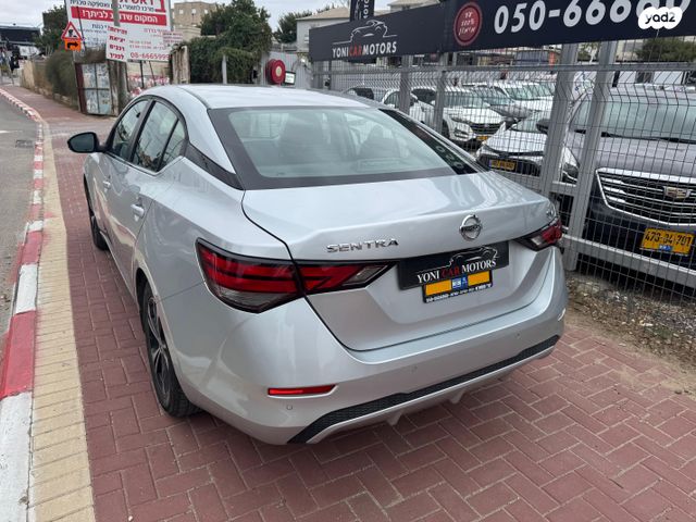 ניסאן סנטרה