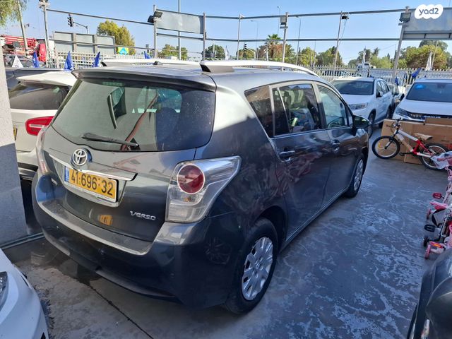 טויוטה ורסו