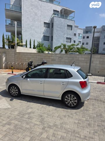 פולקסווגן פולו 