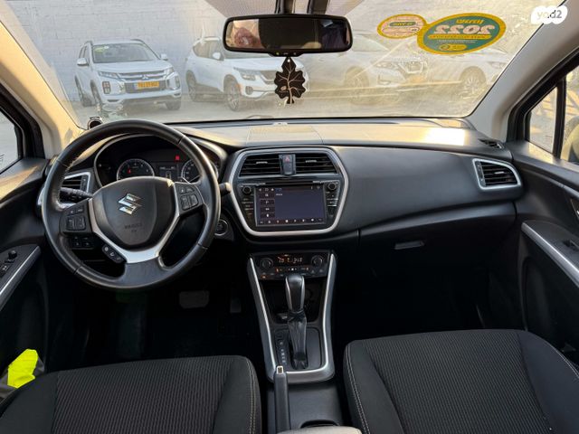 סוזוקי קרוסאובר