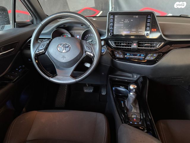 טויוטה C-HR