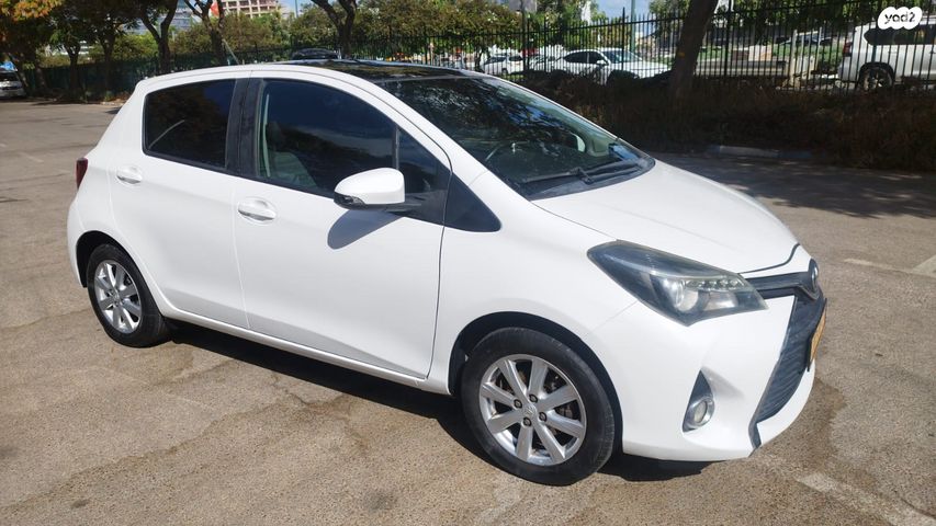 מודעת רכב טויוטה יאריס