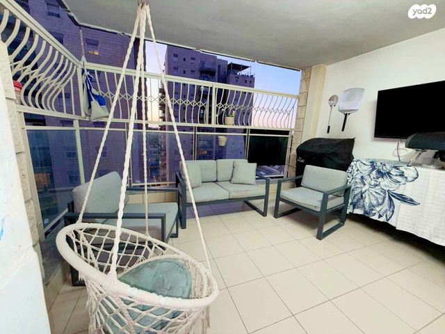 דירה, שונית 1, קרית מנחם בגין, רמלה