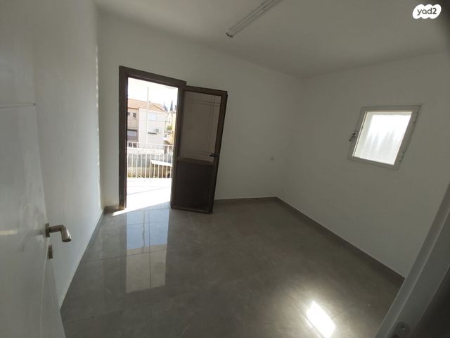 דירה, השומרון 4, נוף גנים, בית שאן