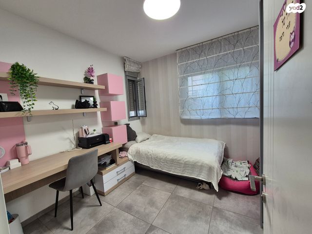 דירת גן, הצלף 8, צמח השדה, מעלה אדומים