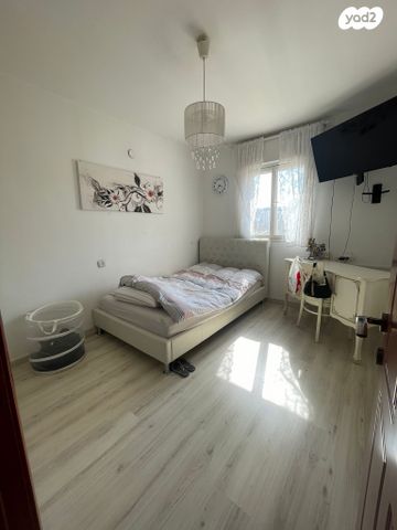 דירה, אנוסי משהד 7, ארמון הנציב, תלפיות מזרח, ירושלים