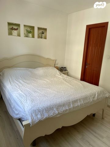 דירה, אנוסי משהד 7, ארמון הנציב, תלפיות מזרח, ירושלים