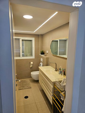 גג/ פנטהאוז, יעקב שריבוים 12, בית הכרם, רמת בית הכרם, ירושלים