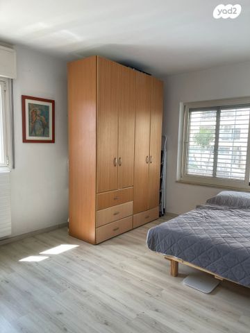 דירה, אנוסי משהד 7, ארמון הנציב, תלפיות מזרח, ירושלים