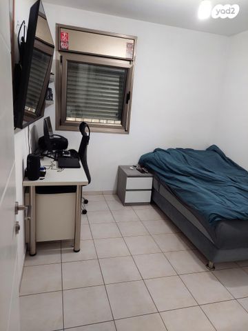 דירה, אורי צבי גרינברג 25, בן גוריון, חולון