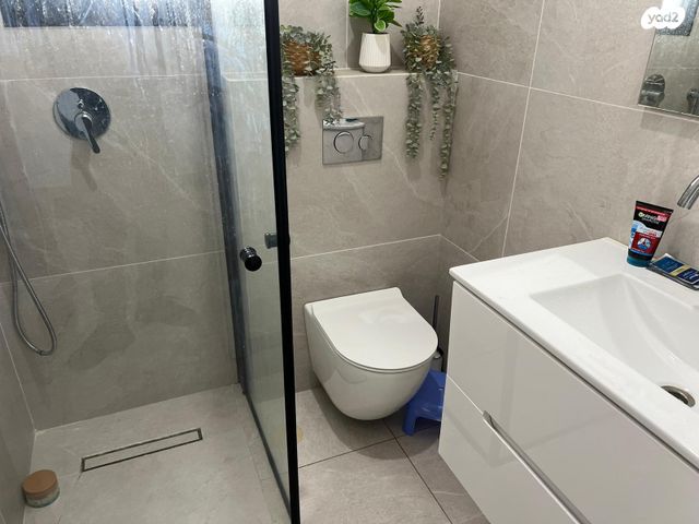 יחידת דיור, יכיני, יכיני, יכיני