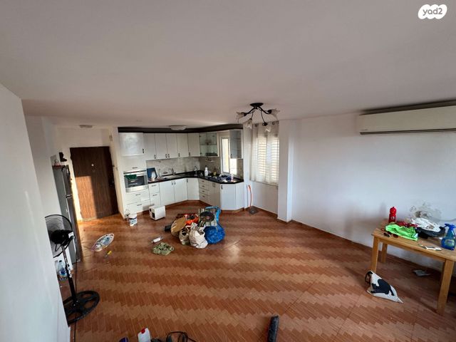 דירה, מאיר גרוסמן 18, נווה עופר, תל כביר, תל אביב יפו