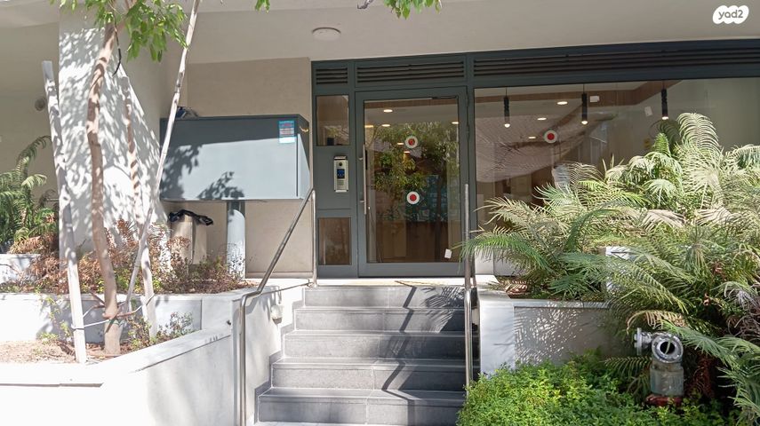 דירה, החיצון 3, שכונת הראשונים, רמת גן