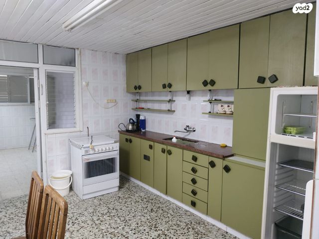 דירה, שדרות העצמאות 94, הפרחים, קרית גת