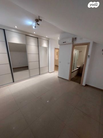 יחידת דיור, הכרם 1, חיננית, חיננית