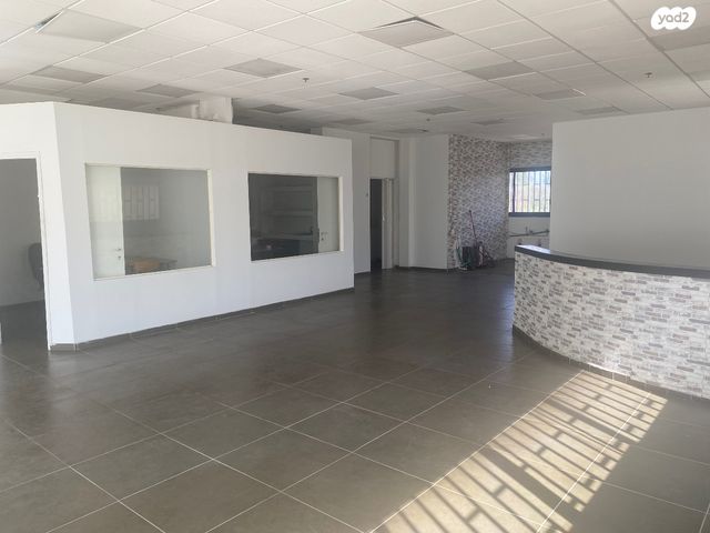 חנויות/ שטח מסחרי, המלאכה 43, אזור תעשיה ספיר, נתניה