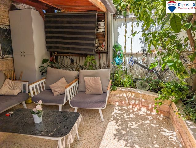 דופלקס, מאיר פיינשטיין, ארמון הנציב, תלפיות מזרח, ירושלים