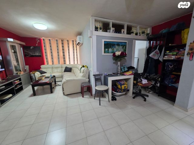 דירה, טללים, ערד