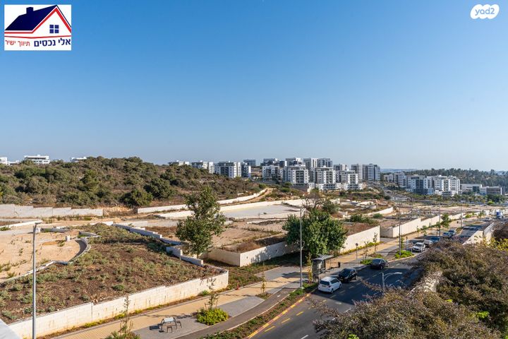 דירת גן, זית 11, החורש, חריש