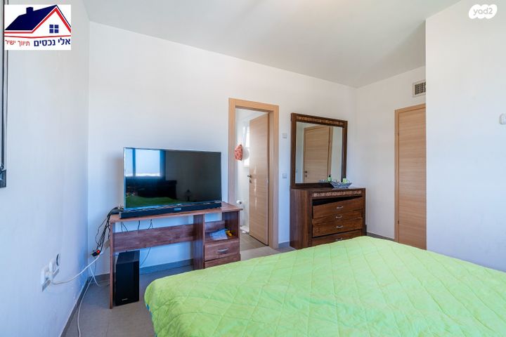 דירת גן, זית 11, החורש, חריש