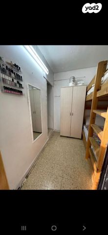 דירה, יעקב דוד קמזון, רמות, ירושלים