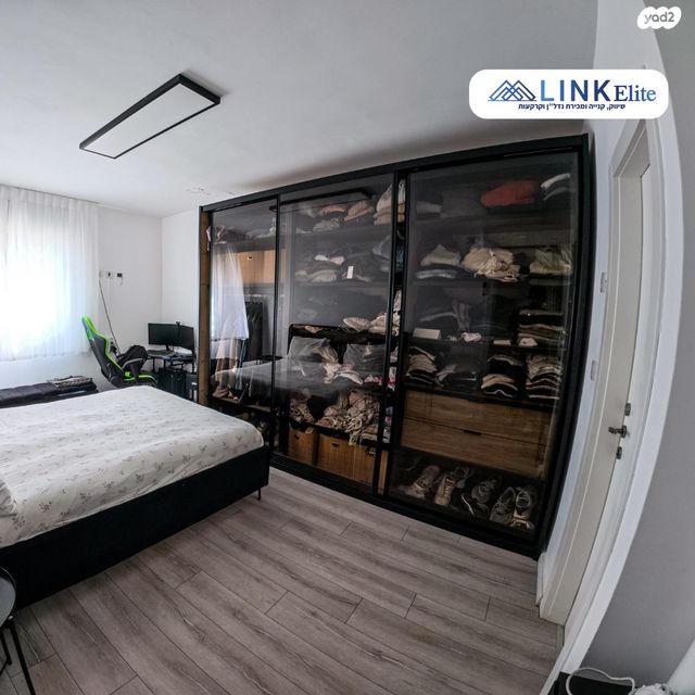 דירה, שדרות מנחם בגין, החותרים, טירת כרמל