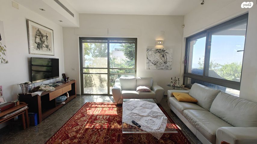 בית פרטי/ קוטג', לבון