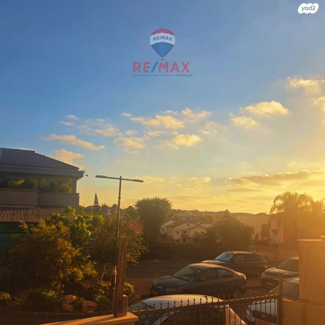 דו משפחתי, כפר יונה