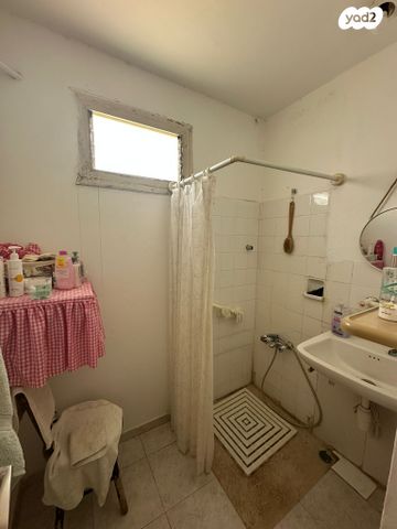 דירה, נאות אשכול, יבנה