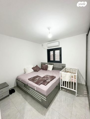 דירה, ז'בוטינסקי, בבא סאלי, נתיבות