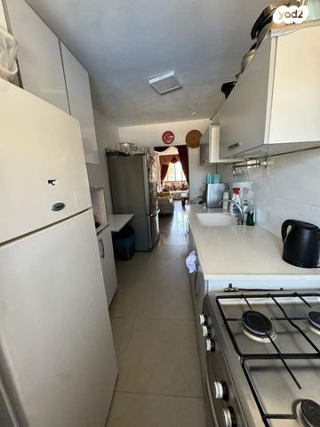 דירה, יצחק בן צבי, קרית ים ב', קרית ים