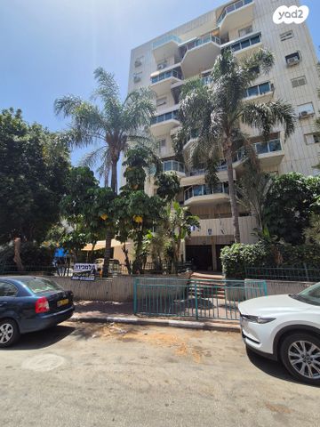 אהרון בוגנים 