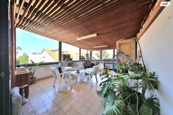 גג/ פנטהאוז, משה שרת, קרית חיים מזרחית, חיפה