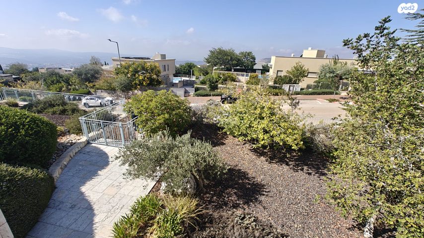 בית פרטי/ קוטג', לבון