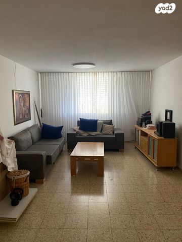 טייטלבאום 22