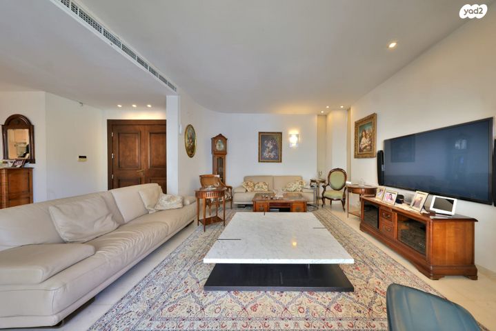 בית פרטי/ קוטג', דקר, אביבים, קרית מוצקין