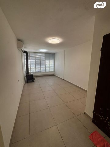 דירה, קרית ים ד', קרית ים