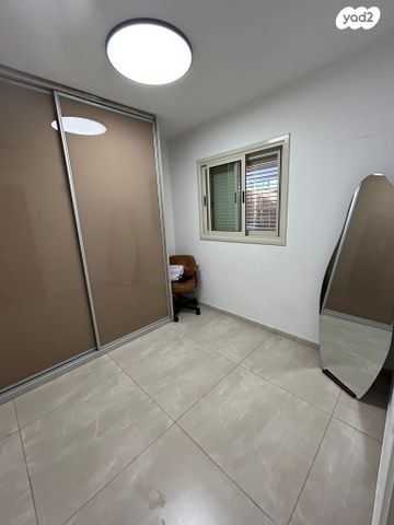 דירת גן, בזל, שכונה א', באר שבע