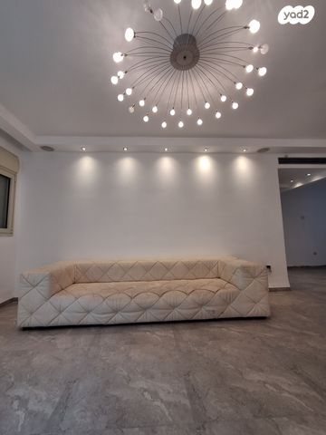 דירה, וייצמן, עיר, מרכז העיר, נהריה