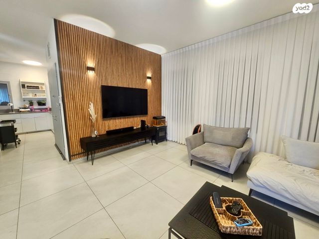 בית פרטי/ קוטג', ארז ביטון, נהריה