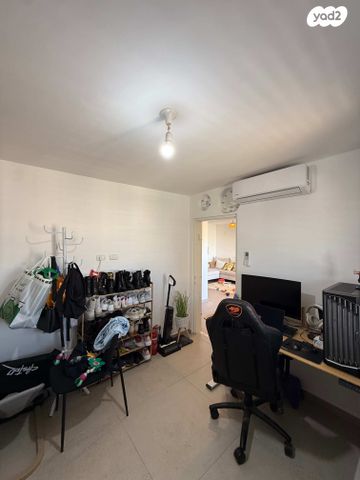 דירה, משגב עם 16, קרית שלום, תל אביב יפו