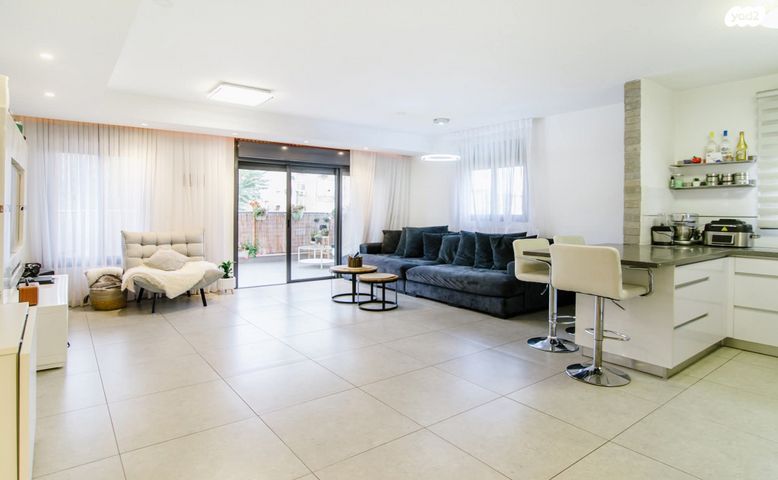 דירה, חזון אי"ש 3, תקומה / קרית חזני, פתח תקווה