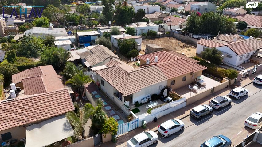 בית פרטי/ קוטג', האתרוג, עין התכלת, נתניה