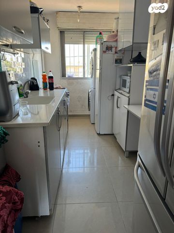 דירה, יצחק בן צבי, קרית ים ב', קרית ים